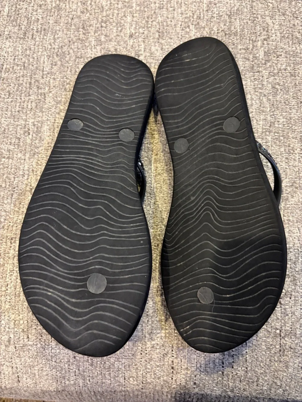 Reef Black Flip Flop Sandals with Multicolor Glitter Straps - Picture 5 of 6